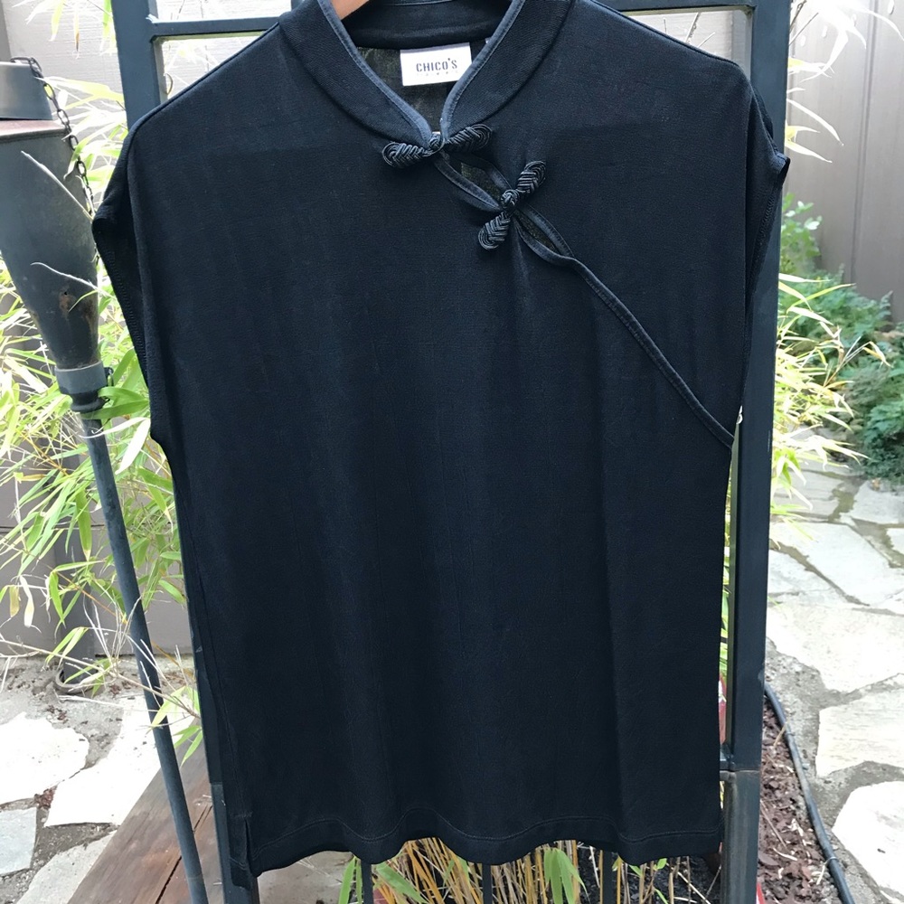 Chico’s Traveler top